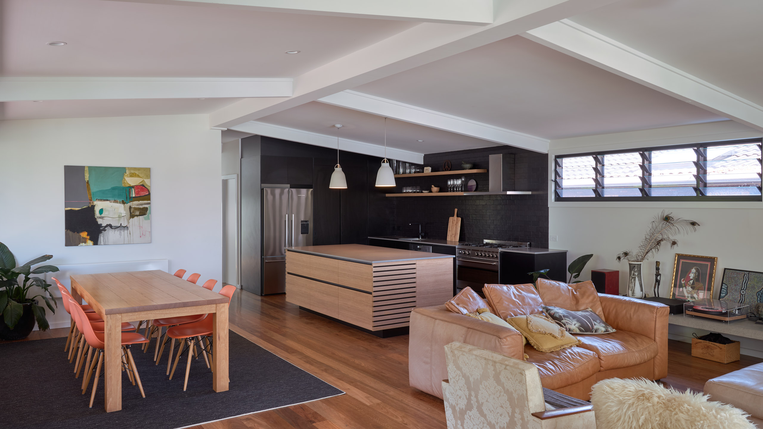 BTP2560px-sRGB_HH-KC-72Outlook-Bilgola3339