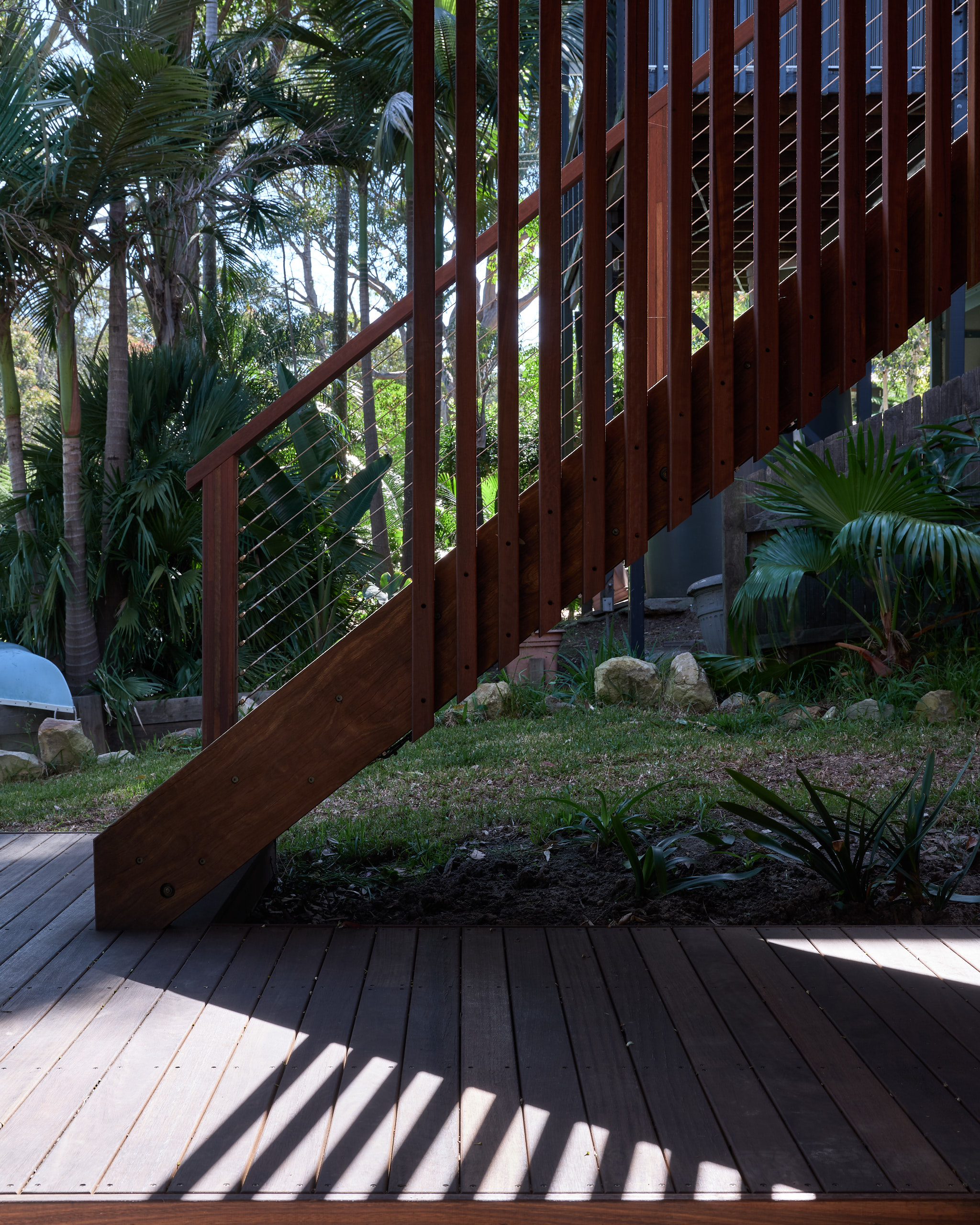 BTP2560px-sRGB_HH-KC-72Outlook-Bilgola3466