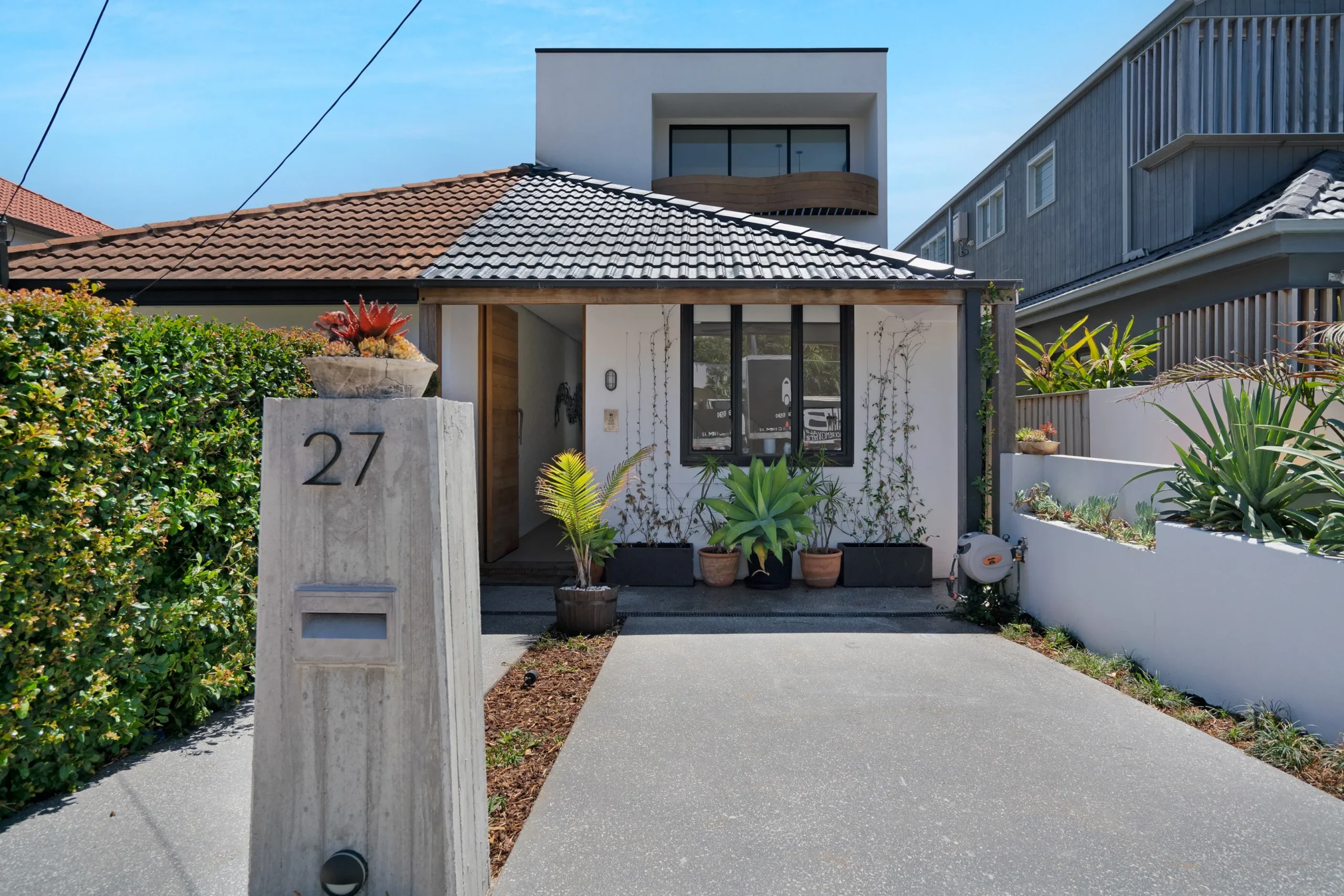 2016717504_2_1_210105_041439-w4000-h2668