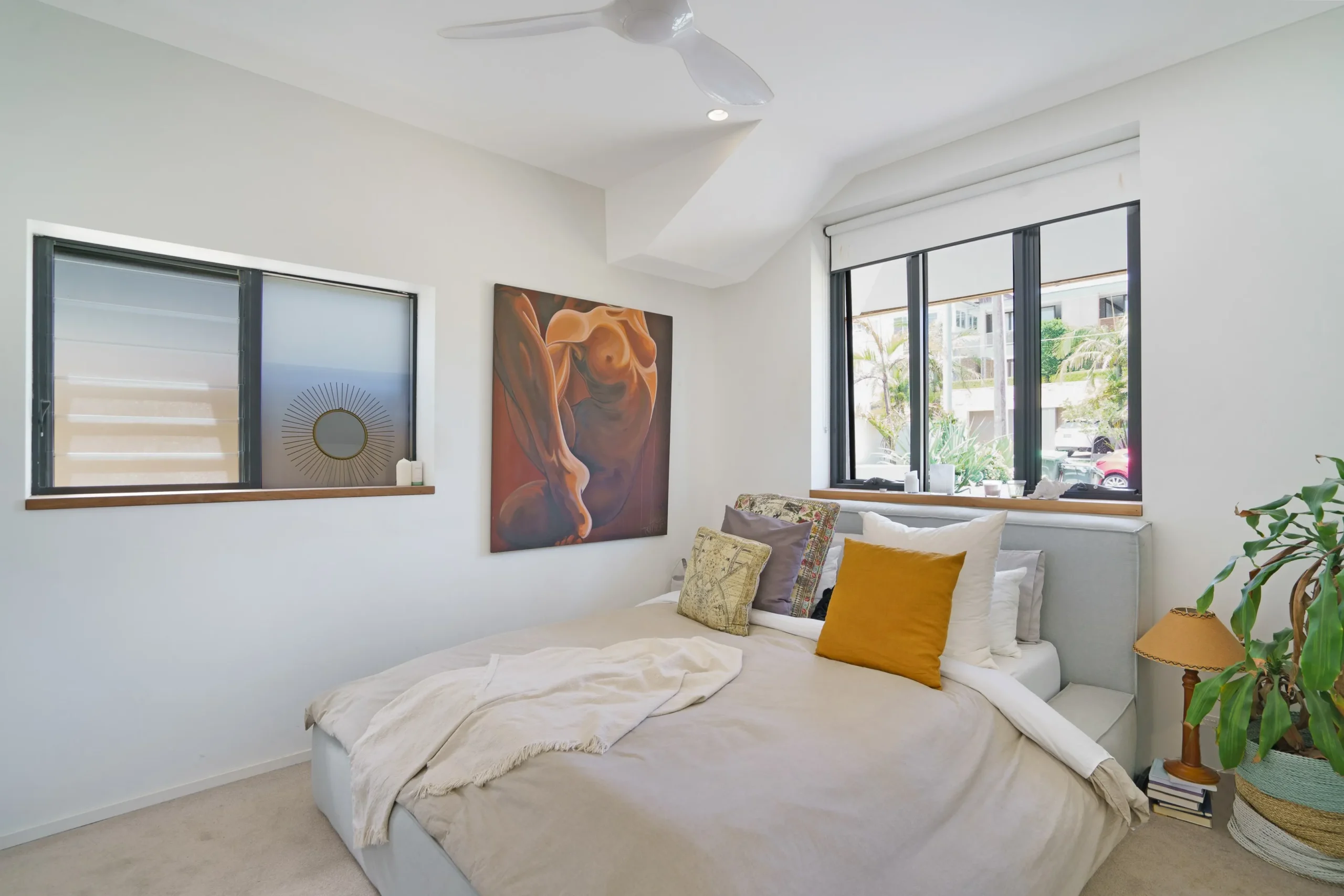 2016717504_6_1_210105_041439-w4000-h2668